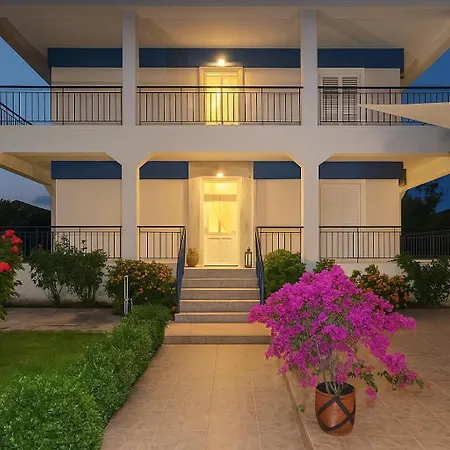 Riviera スタブロス