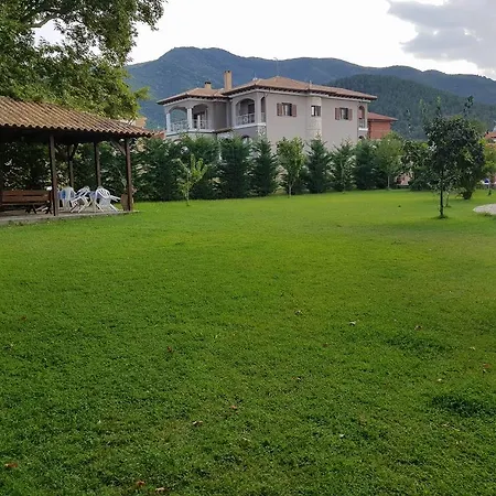 Riviera アパートホテル スタブロス