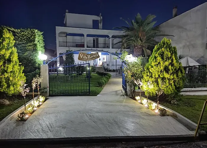 Riviera מלון דירות סטאברוס